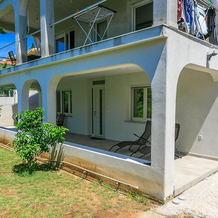 Apartment Olive Selce Exterior foto